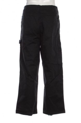 Pantaloni de bărbați Nike, Mărime L, Culoare Negru, Preț 180,99 Lei