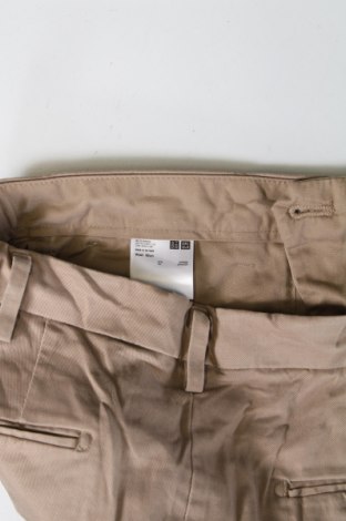 Pantaloni de bărbați Uniqlo, Mărime M, Culoare Bej, Preț 79,99 Lei