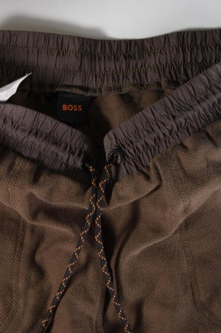 Pantaloni trening de bărbați BOSS, Mărime M, Culoare Verde, Preț 269,99 Lei