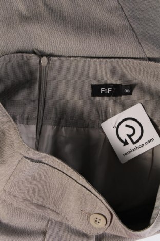 Rock F&F, Größe S, Farbe Grau, Preis € 10,00