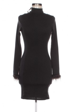 Kleid Ax Paris, Größe M, Farbe Schwarz, Preis € 8,99