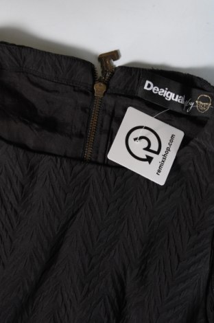 Šaty  Desigual, Veľkosť L, Farba Čierna, Cena  54,95 €