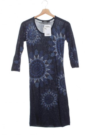 Kleid Desigual, Größe XS, Farbe Mehrfarbig, Preis 95,64 €