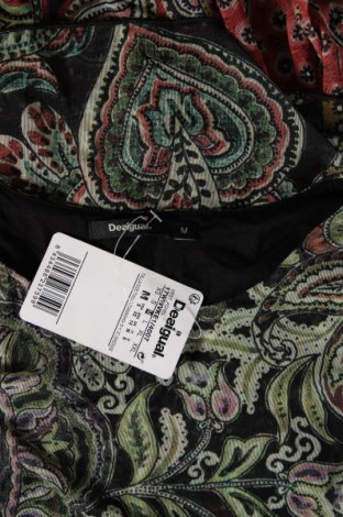 Kleid Desigual, Größe M, Farbe Mehrfarbig, Preis 95,64 €