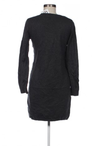 Kleid Edc By Esprit, Größe M, Farbe Grau, Preis 17,49 €