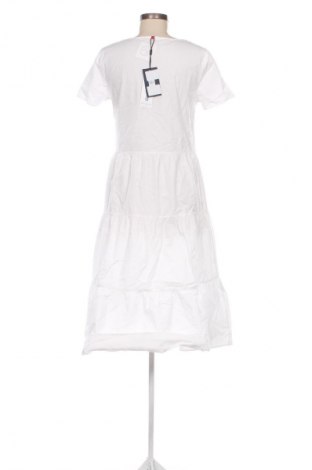 Ruha Tommy Jeans, Méret S, Szín Fehér, Ár 54 889 Ft