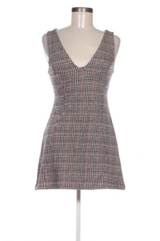 Рокля Topshop Petite, Размер M, Цвят Многоцветен, Цена 39,82 лв.