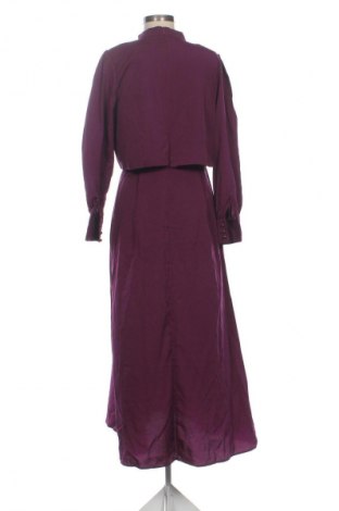 Kleid Trendyol, Größe M, Farbe Lila, Preis € 39,99