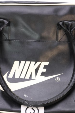 Сак Nike, Цвят Черен, Цена 47,82 лв.