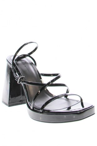 Sandalen Bershka, Größe 39, Farbe Schwarz, Preis 14,99 €