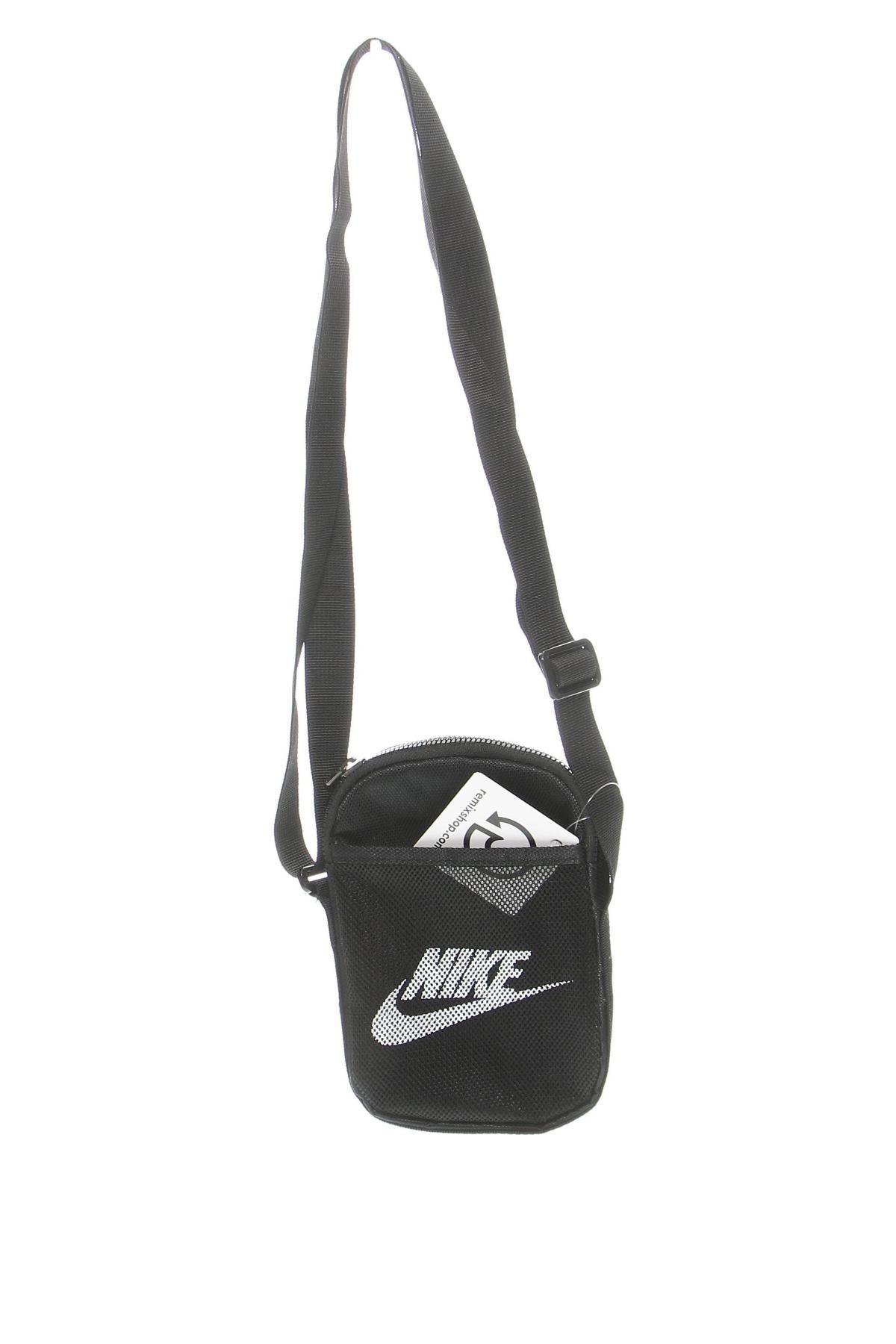 Tasche Nike, Farbe Schwarz, Preis € 13,99