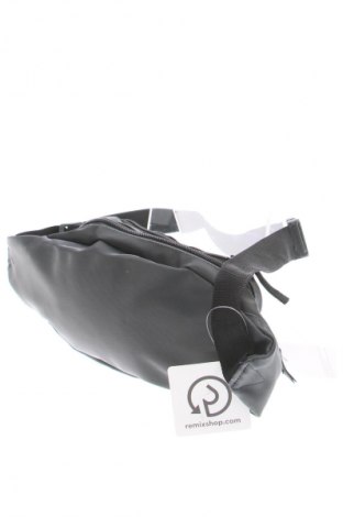 Ľadvinka  Sinsay, Farba Sivá, Cena  9,95 €