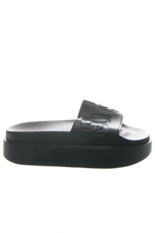 Pantofle Superga, Velikost 39, Barva Černá, Cena  2 329,00 Kč