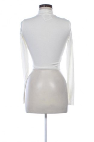 Damen Shirt Bershka, Größe XS, Farbe Weiß, Preis € 9,78
