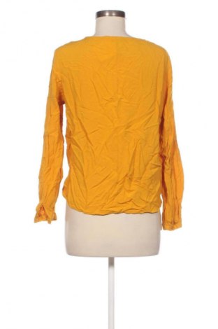 Damen Shirt Bershka, Größe L, Farbe Gelb, Preis € 8,99
