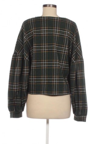 Damen Shirt Bershka, Größe M, Farbe Mehrfarbig, Preis 9,99 €