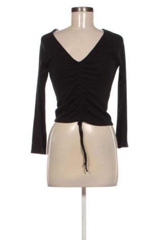 Дамска блуза Bershka, Размер L, Цвят Черен, Цена 12,00 €