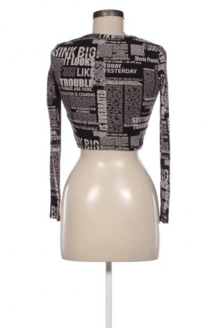 Damen Shirt Bershka, Größe XS, Farbe Mehrfarbig, Preis € 16,02