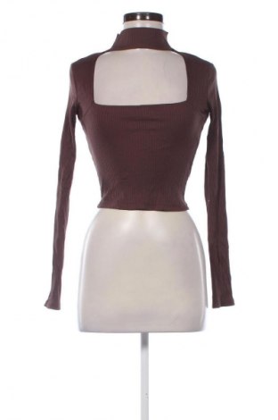 Dámská halenka Bershka, Velikost S, Barva Hnědá, Cena  79,00 Kč
