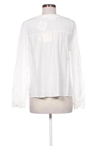 Dámská halenka Cherry Paris, Velikost M, Barva Bílá, Cena  450,00 Kč