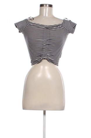 Dámská halenka Cropp, Velikost XS, Barva Vícebarevné, Cena  391,00 Kč