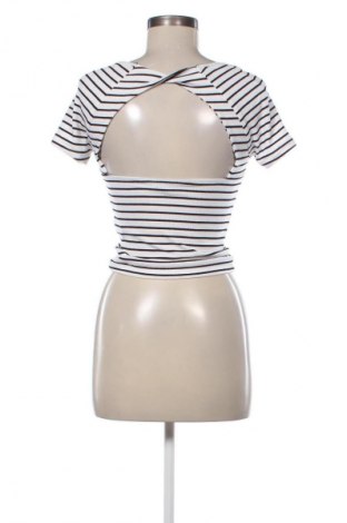 Damen Shirt Gina Tricot, Größe XS, Farbe Mehrfarbig, Preis 10,26 €