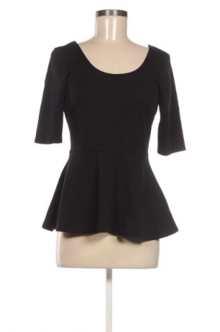 Γυναικεία μπλούζα Gina Tricot, Μέγεθος M, Χρώμα Μαύρο, Τιμή 10,26 €