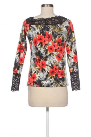 Dámská halenka Junona, Velikost L, Barva Vícebarevné, Cena  482,00 Kč