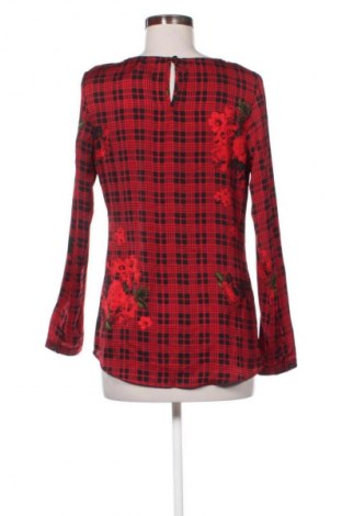 Дамска блуза Manguun, Размер S, Цвят Многоцветен, Цена 10,00 €