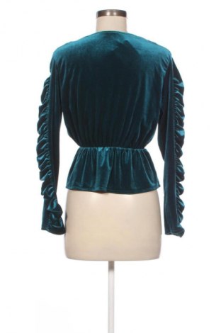 Γυναικεία μπλούζα NEW COLLECTION, Μέγεθος M, Χρώμα Μπλέ, Τιμή 17,00 €