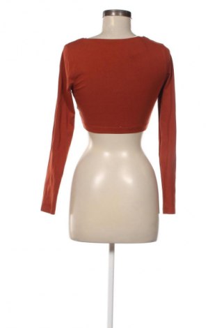 Γυναικεία μπλούζα Nike, Μέγεθος S, Χρώμα Καφέ, Τιμή 25,00 €