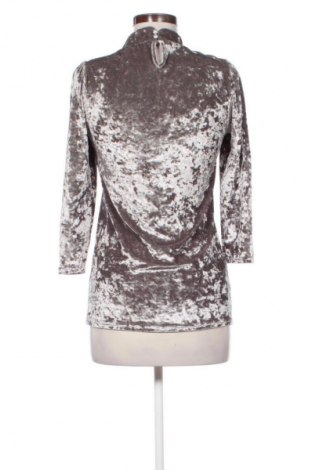 Γυναικεία μπλούζα Noobass, Μέγεθος S, Χρώμα Γκρί, Τιμή 16,03 €