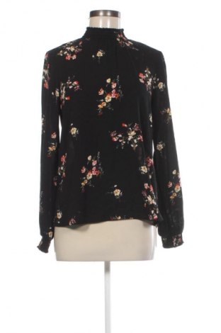 Дамска блуза ONLY, Размер S, Цвят Многоцветен, Цена 3,57 €