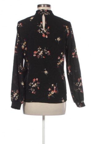 Дамска блуза ONLY, Размер S, Цвят Многоцветен, Цена 3,57 €