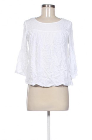 Női blúz ONLY, Méret S, Szín Fehér, Ár 4 132 Ft