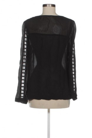 Damen Shirt Pieszak, Größe S, Farbe Schwarz, Preis 41,99 €