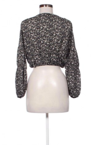 Damen Shirt Pull&Bear, Größe XS, Farbe Mehrfarbig, Preis € 8,89