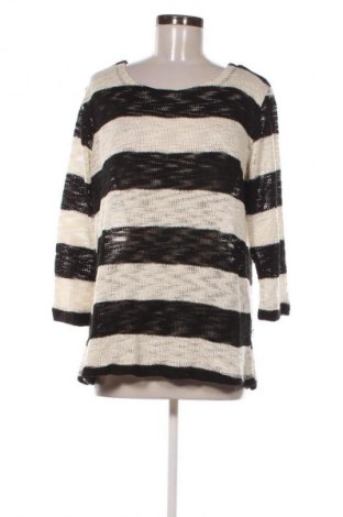 Dámská halenka Pull&Bear, Velikost L, Barva Vícebarevné, Cena  159,00 Kč