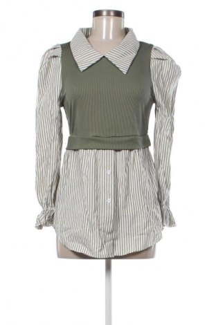 Damen Shirt SHEIN, Größe M, Farbe Mehrfarbig, Preis 10,00 €