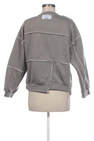 Dámská halenka SHEIN, Velikost S, Barva Šedá, Cena  149,00 Kč