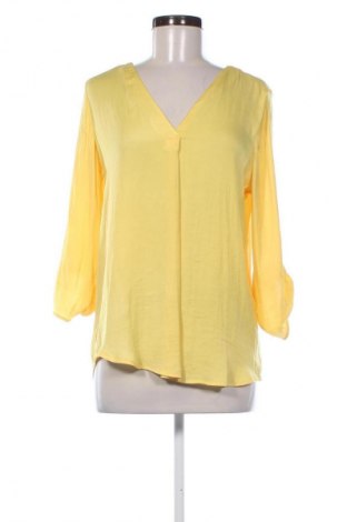 Damen Shirt Stradivarius, Größe XL, Farbe Gelb, Preis € 9,78
