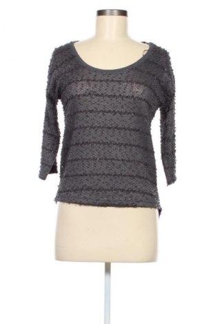 Damen Shirt Stradivarius, Größe M, Farbe Grau, Preis € 9,78