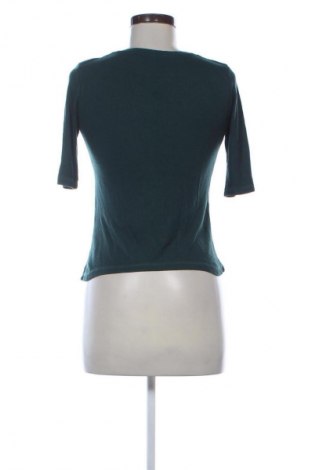 Дамска блуза Stradivarius, Размер S, Цвят Зелен, Цена 12,00 €