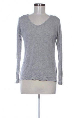 Damen Shirt United Colors Of Benetton, Größe M, Farbe Grau, Preis € 17,36