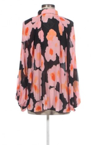 Дамска риза In Wear, Размер S, Цвят Многоцветен, Цена 10,22 €