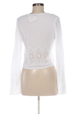 Дамска риза Stradivarius, Размер S, Цвят Бял, Цена 13,00 €