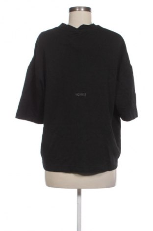 Γυναικείο t-shirt Bershka, Μέγεθος M, Χρώμα Μαύρο, Τιμή 14,00 €