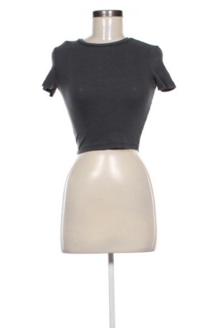 Dámske tričko House, Veľkosť XS, Farba Sivá, Cena  8,68 €