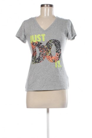 Damen T-Shirt Nike, Größe S, Farbe Mehrfarbig, Preis € 17,99