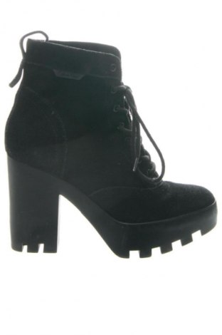 Dámské boty  Calvin Klein, Velikost 37, Barva Černá, Cena  4 299,00 Kč